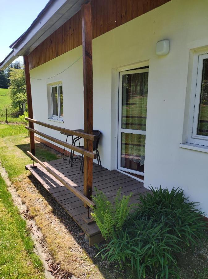 Rezydencja Bukowy Dwor Czarna  Exteriör bild